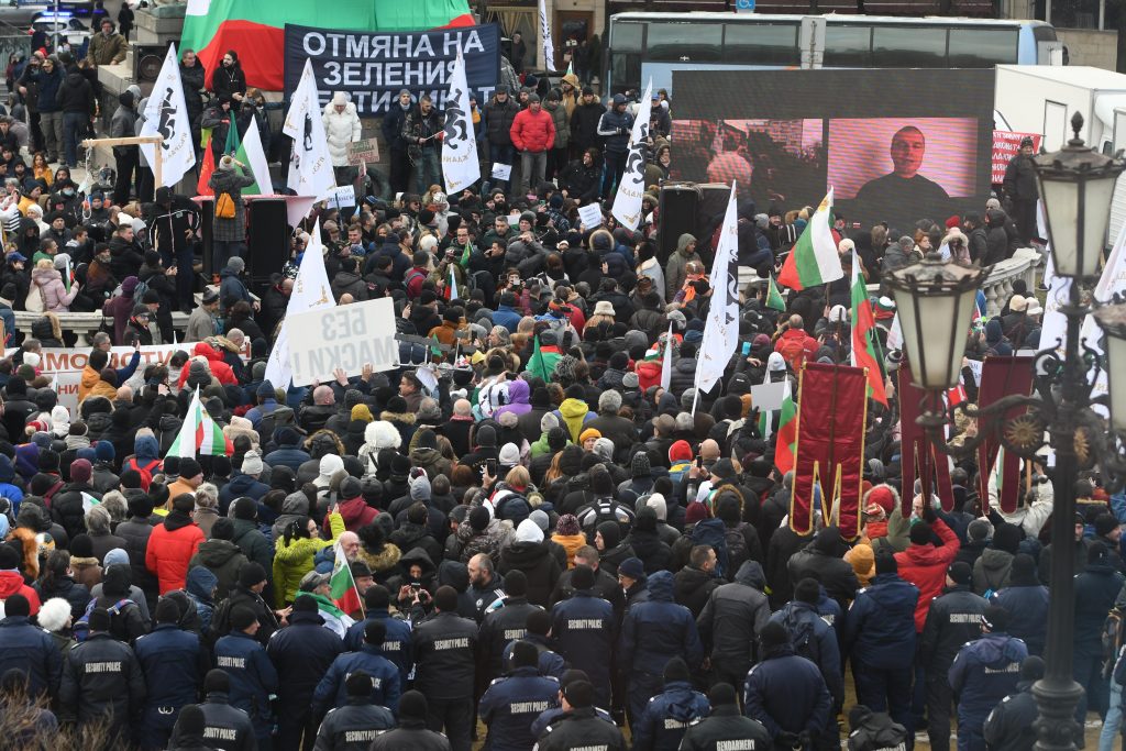 За протеста, “Възраждане” и трайното&nbsp;заблуждение
